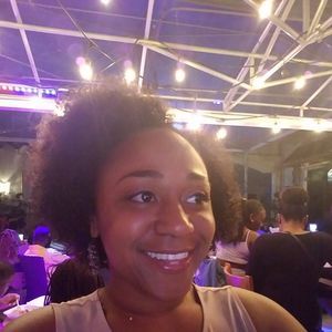 Meet your Posher, Angela